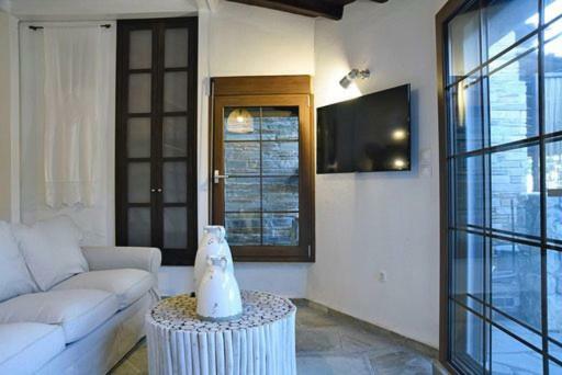 Γεράνι Suite In Ktima Gerostathi Polychrono Eksteriør billede