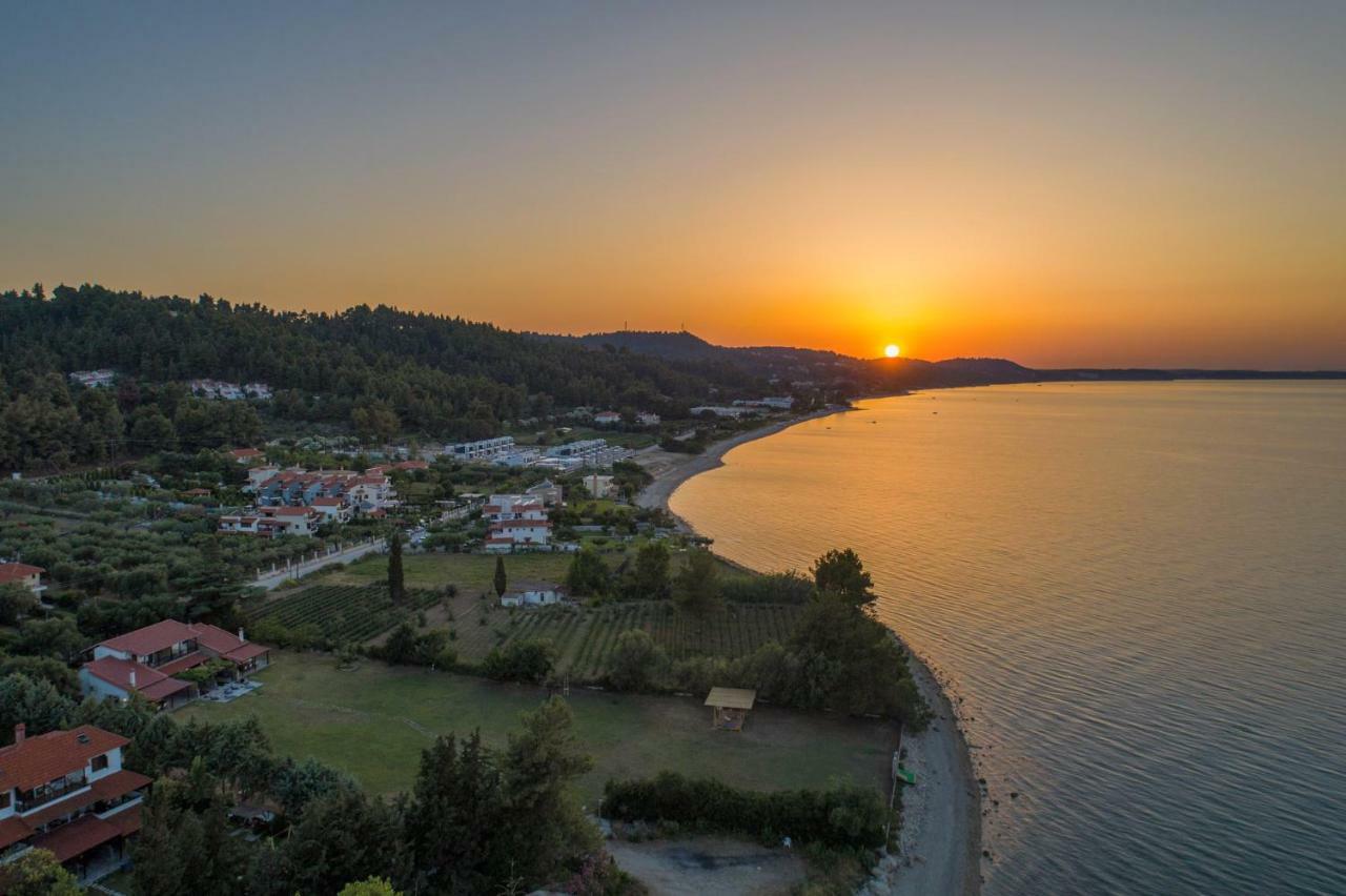 Γεράνι Suite In Ktima Gerostathi Polychrono Eksteriør billede